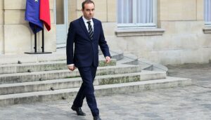 fransa lecornu bir haftada ikinci hukumeti kurdu peC3eP4y.jpg